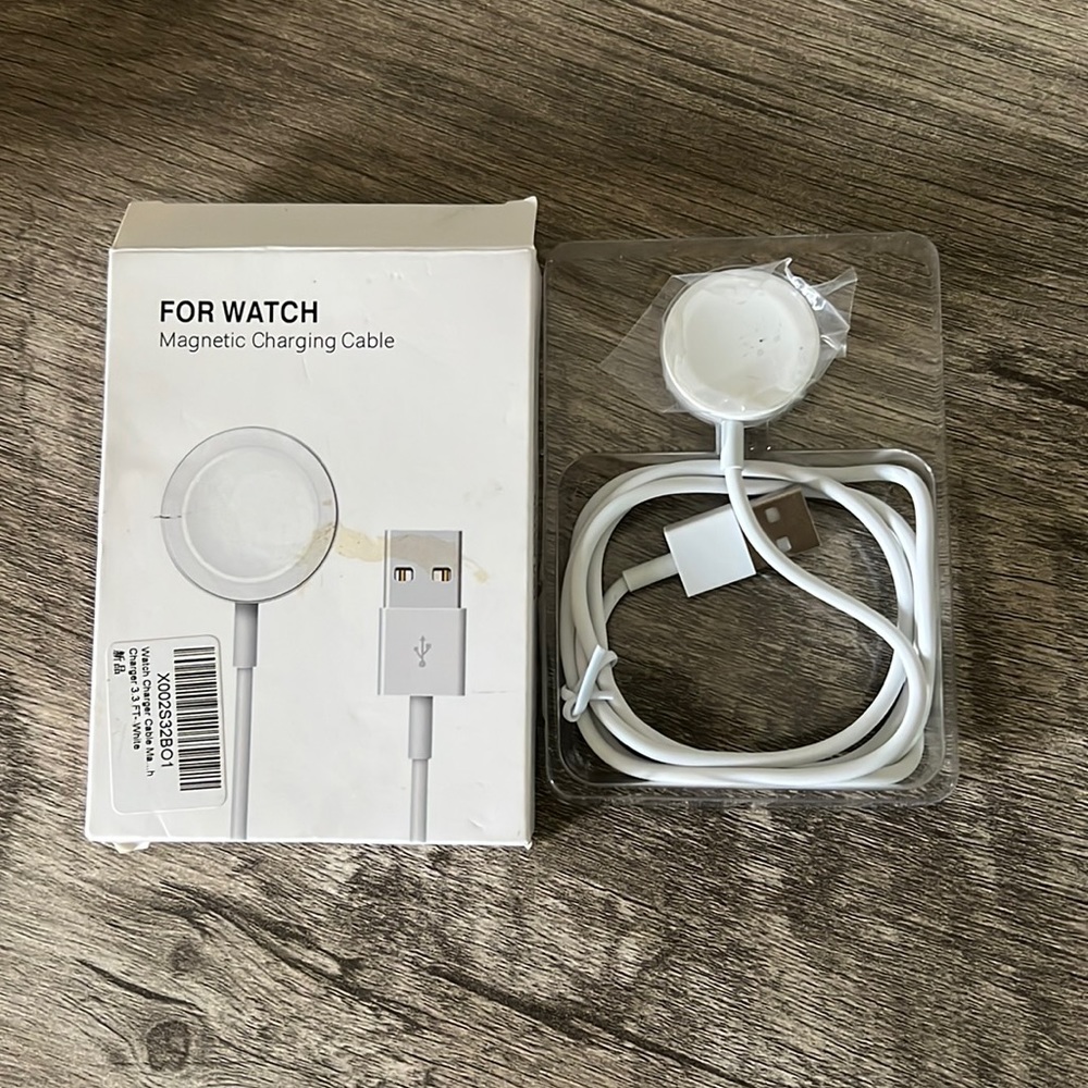 Magnetic Apple Watch charger (never used)